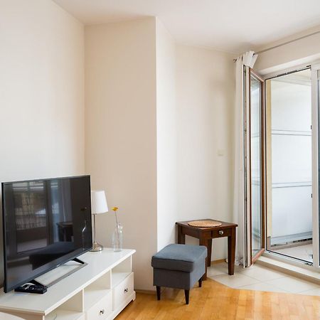 Metro Ksiecia Janusza Cosy Apartment Varsavia Esterno foto