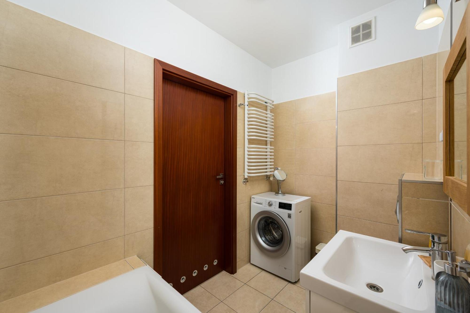Metro Ksiecia Janusza Cosy Apartment Varsavia Esterno foto