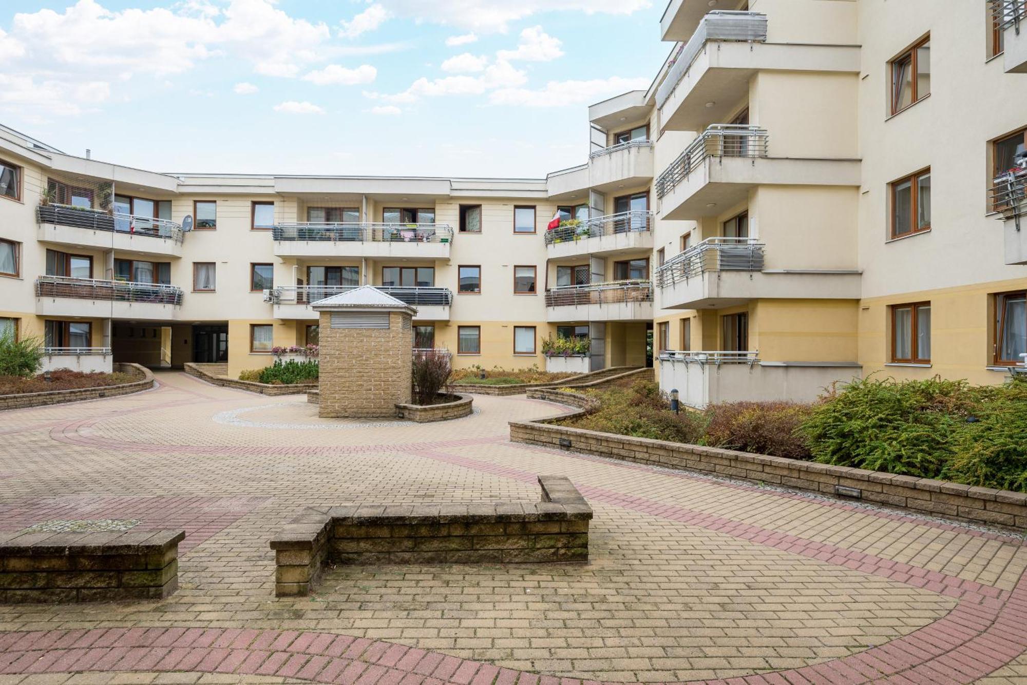 Metro Ksiecia Janusza Cosy Apartment Varsavia Esterno foto